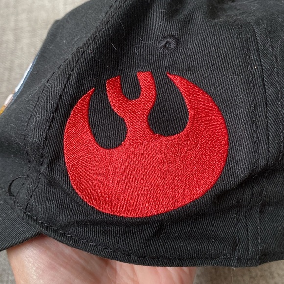 Star Wars Angry Birds black adult ball cap. - Picture 5 of 8